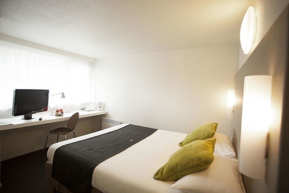 Campanile Pontarlier Hotel Szoba fotó